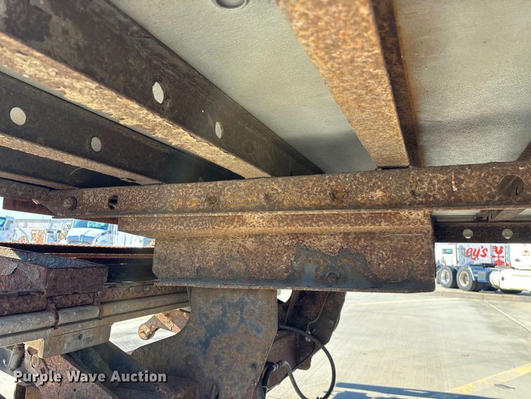 image for item EN5903 2003 Great Dane refrigerated van trailer