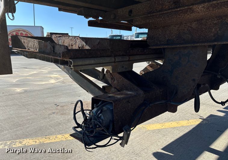 image for item EN5903 2003 Great Dane refrigerated van trailer