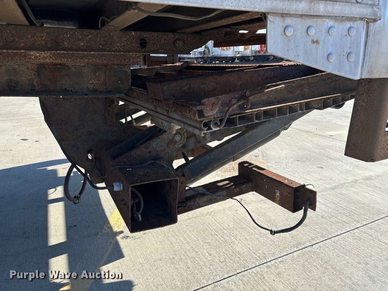 image for item EN5903 2003 Great Dane refrigerated van trailer