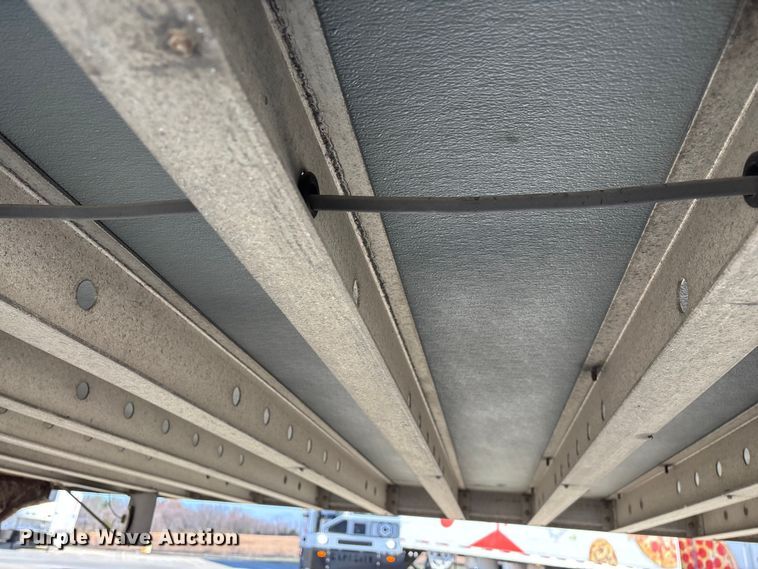 image for item EN5903 2003 Great Dane refrigerated van trailer