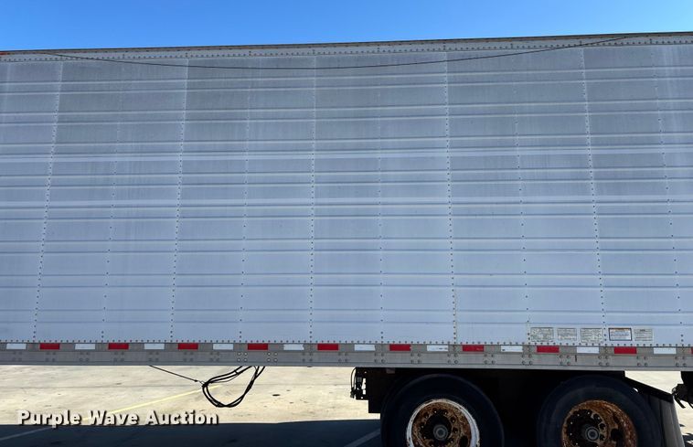 image for item EN5903 2003 Great Dane refrigerated van trailer