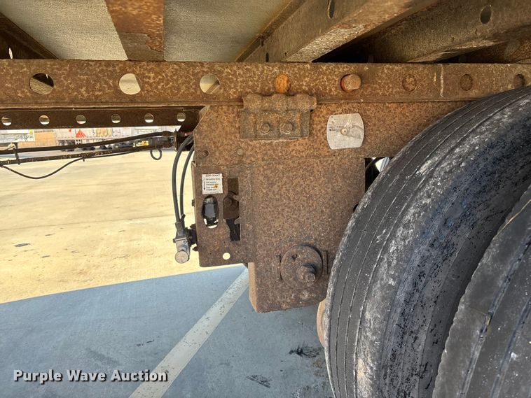 image for item EN5903 2003 Great Dane refrigerated van trailer