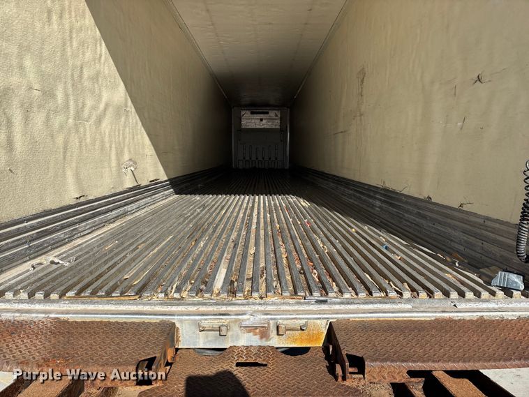 image for item EN5903 2003 Great Dane refrigerated van trailer