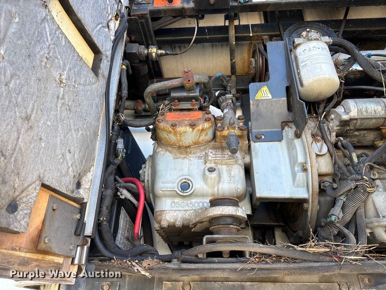 image for item EN5903 2003 Great Dane refrigerated van trailer