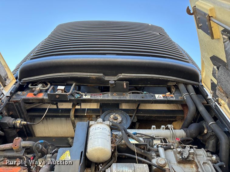 image for item EN5903 2003 Great Dane refrigerated van trailer