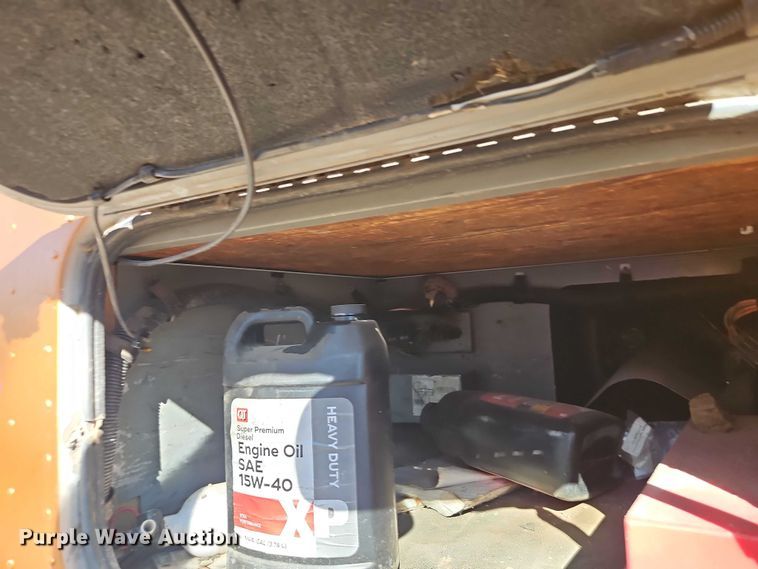 image for item EO4818 2000 International 9400i semi truck