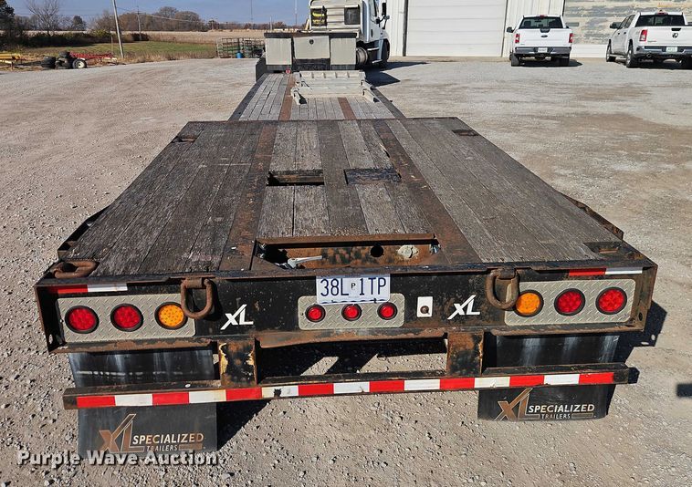 image for item EO4834 2013 XL Specialized Trailers XL60 lowboy equipment trailer