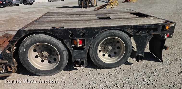 image for item EO4834 2013 XL Specialized Trailers XL60 lowboy equipment trailer