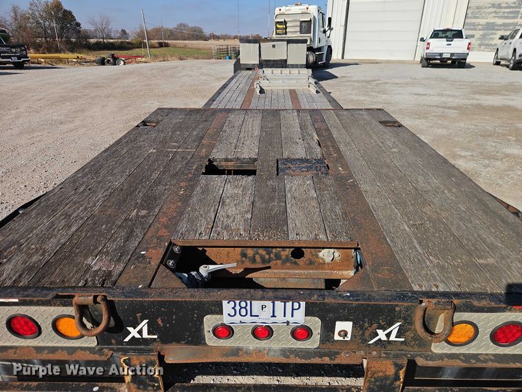 image for item EO4834 2013 XL Specialized Trailers XL60 lowboy equipment trailer