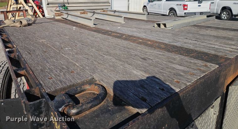 image for item EO4834 2013 XL Specialized Trailers XL60 lowboy equipment trailer