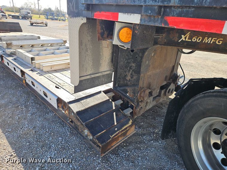 image for item EO4834 2013 XL Specialized Trailers XL60 lowboy equipment trailer