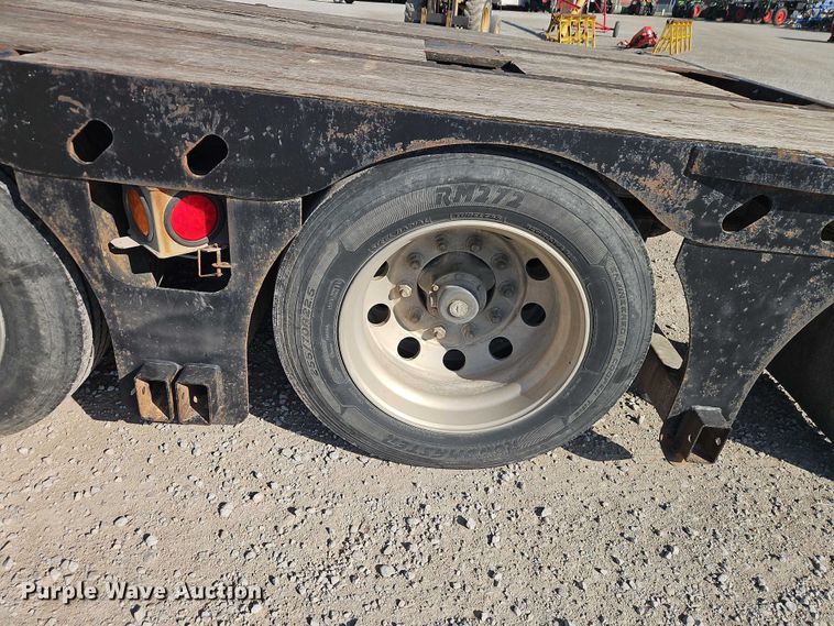 image for item EO4834 2013 XL Specialized Trailers XL60 lowboy equipment trailer