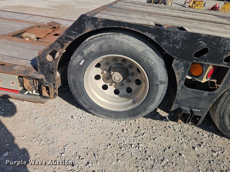 image for item EO4834 2013 XL Specialized Trailers XL60 lowboy equipment trailer