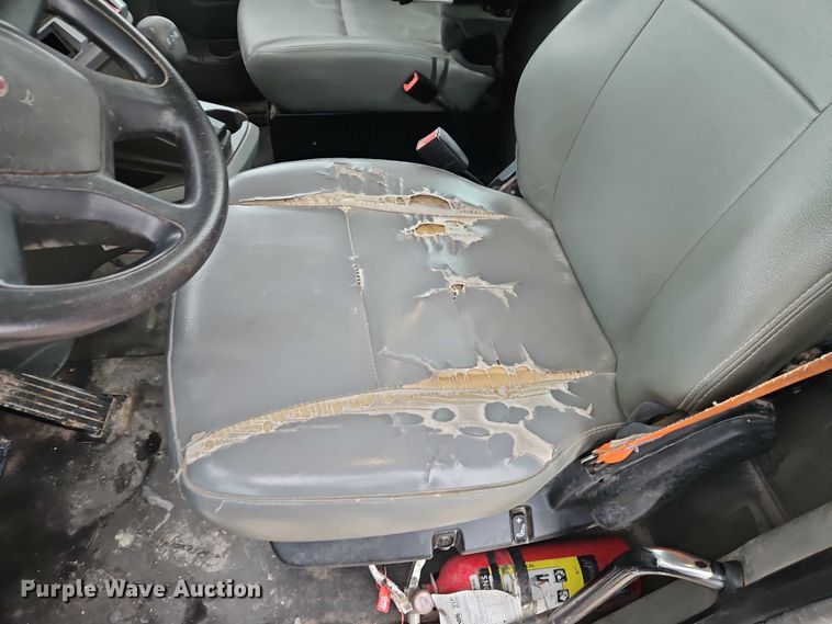 image for item EO4875 2015 Kenworth T880 semi truck