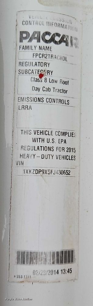 image for item EO4875 2015 Kenworth T880 semi truck