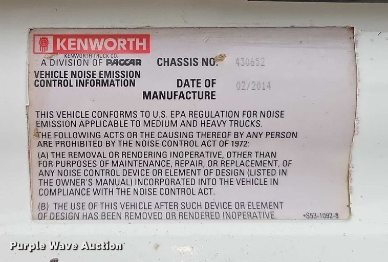 image for item EO4875 2015 Kenworth T880 semi truck