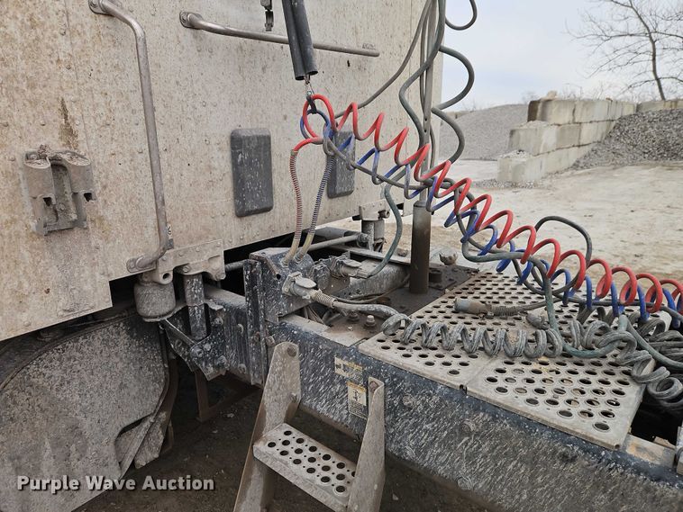 image for item EO4876 2016 Kenworth T880 semi truck