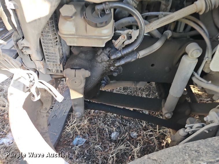 image for item EO4878 2007 Freightliner Business Class M2 truck cab and chassis