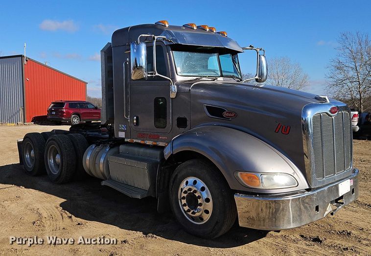 CAMIóN 2013 PETERBILT