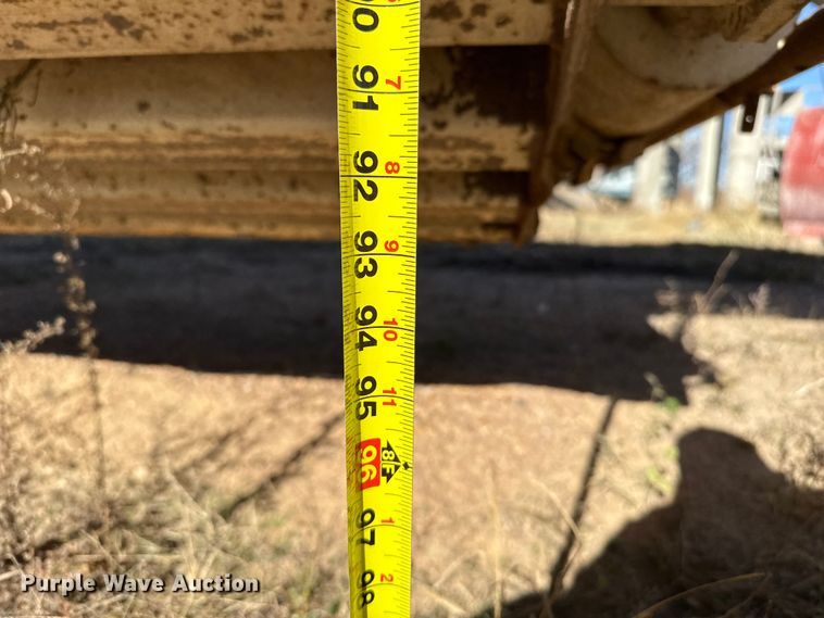 image for item EP0985 2000 Red River Mfg BD237 bottom dump trailer