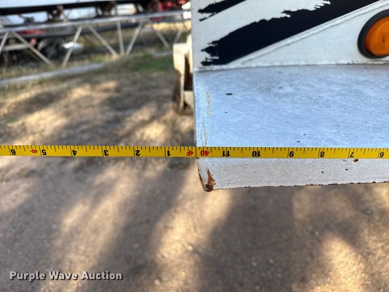 image for item EP0985 2000 Red River Mfg BD237 bottom dump trailer