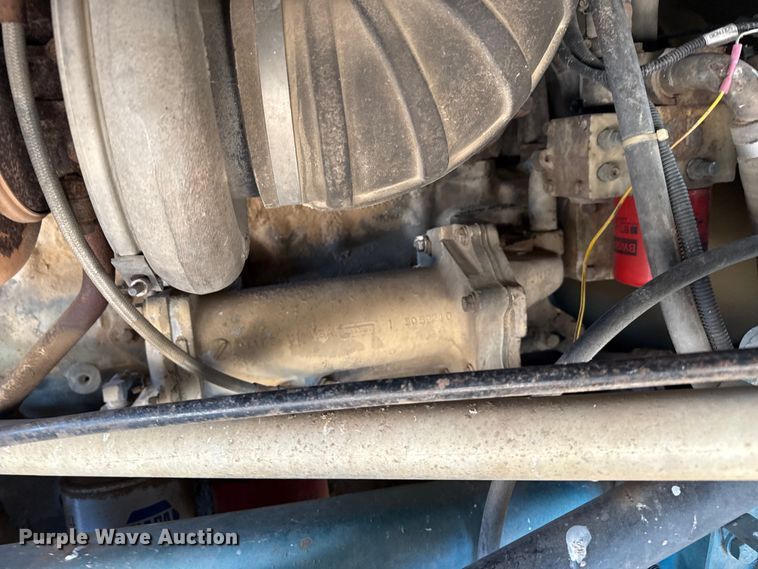 image for item EP2622 1995 Freightliner semi truck