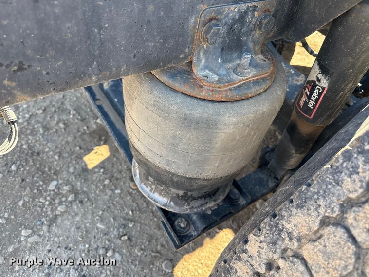 image for item EP2623 2013 Western Star 4900FA semi truck