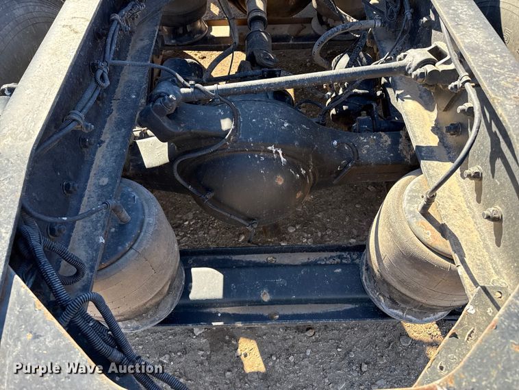 image for item EP2623 2013 Western Star 4900FA semi truck