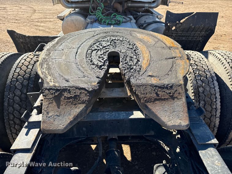 image for item EP2623 2013 Western Star 4900FA semi truck