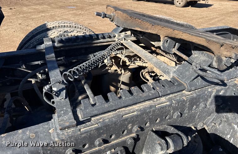 image for item EP2623 2013 Western Star 4900FA semi truck