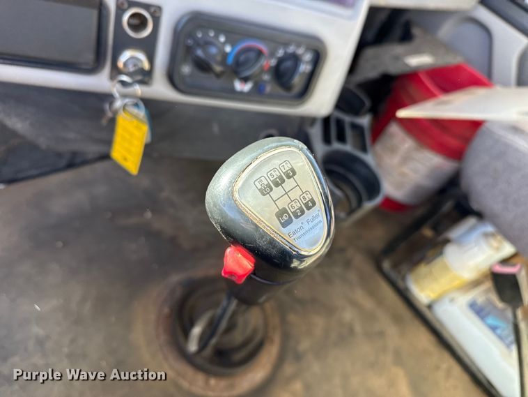 image for item EP2623 2013 Western Star 4900FA semi truck