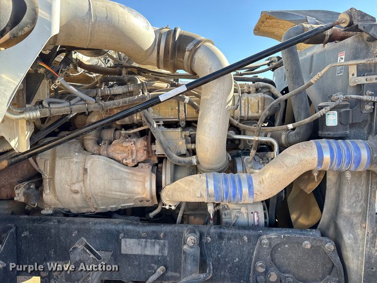 image for item EP2623 2013 Western Star 4900FA semi truck