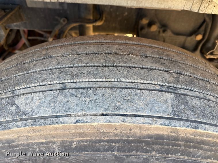 image for item EP2623 2013 Western Star 4900FA semi truck