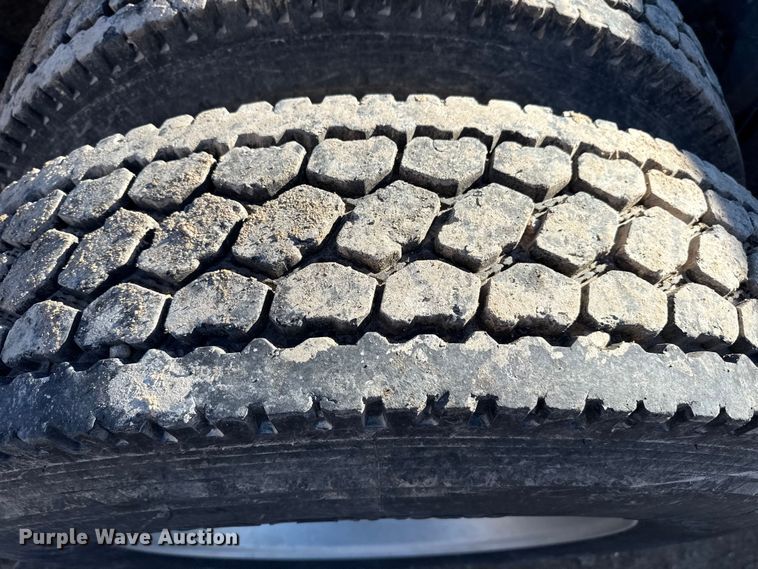 image for item EP2623 2013 Western Star 4900FA semi truck