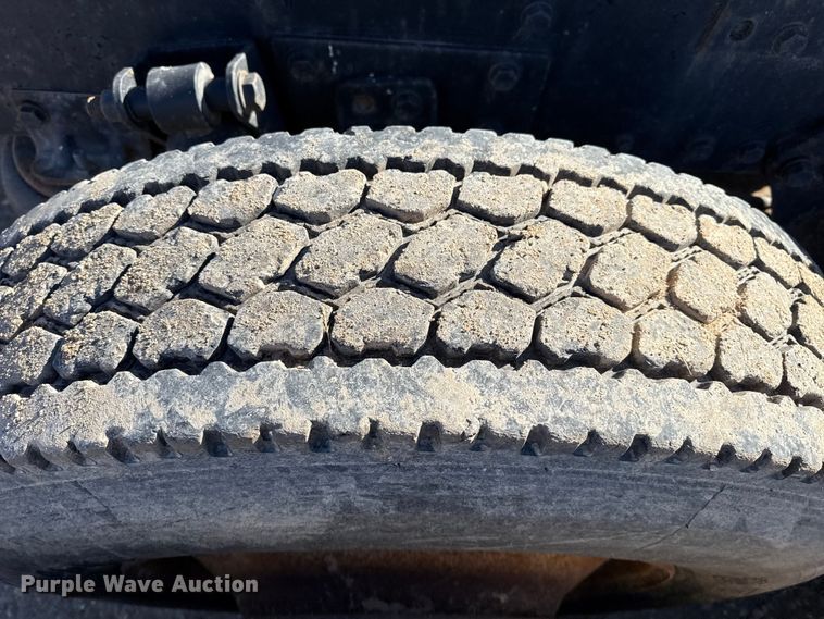 image for item EP2623 2013 Western Star 4900FA semi truck