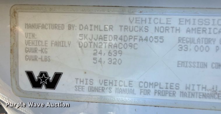 image for item EP2623 2013 Western Star 4900FA semi truck