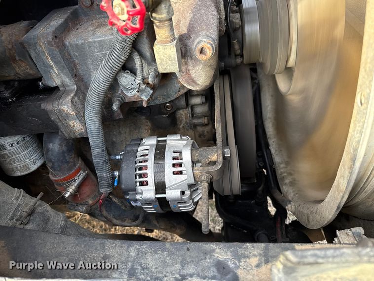 image for item EP2639 1998 Volvo VN semi truck