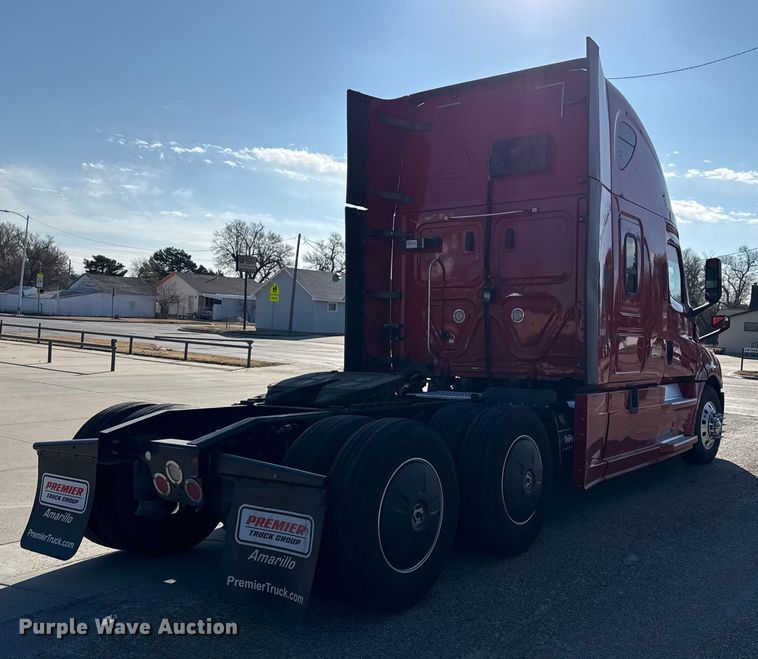 image for item EP2641 2019 Freightliner Cascadia 