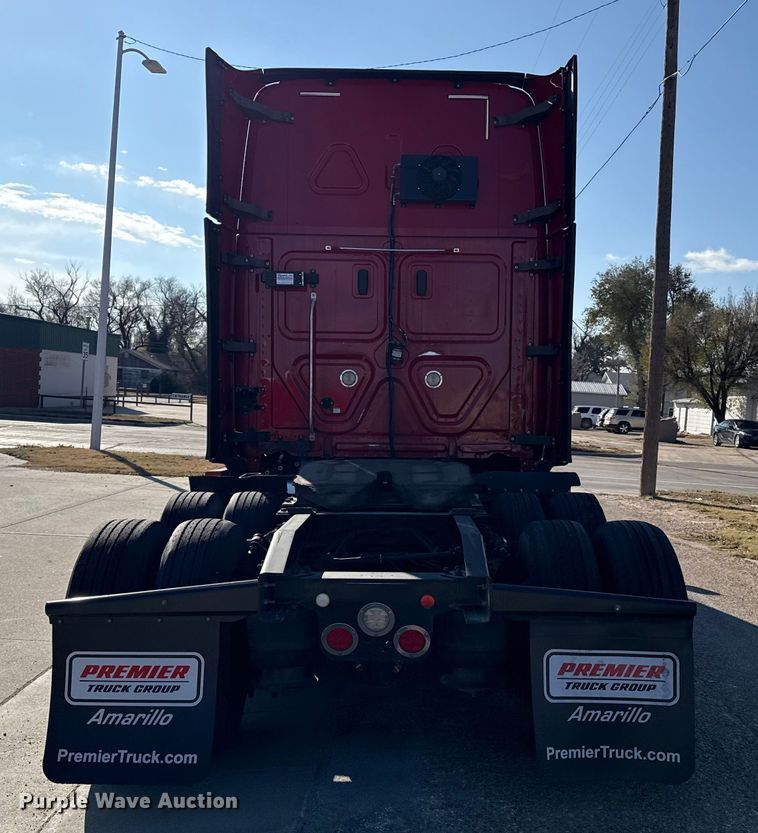 image for item EP2641 2019 Freightliner Cascadia 