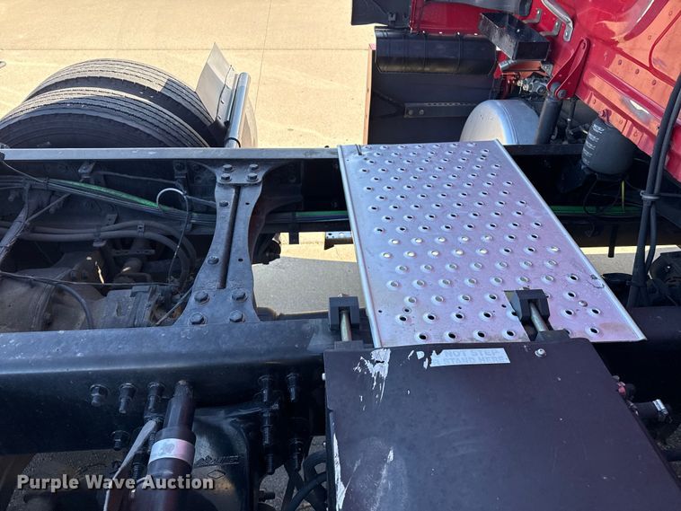 image for item EP2641 2019 Freightliner Cascadia 