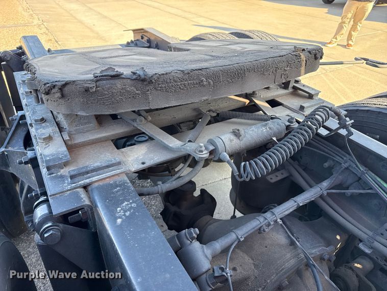 image for item EP2641 2019 Freightliner Cascadia 