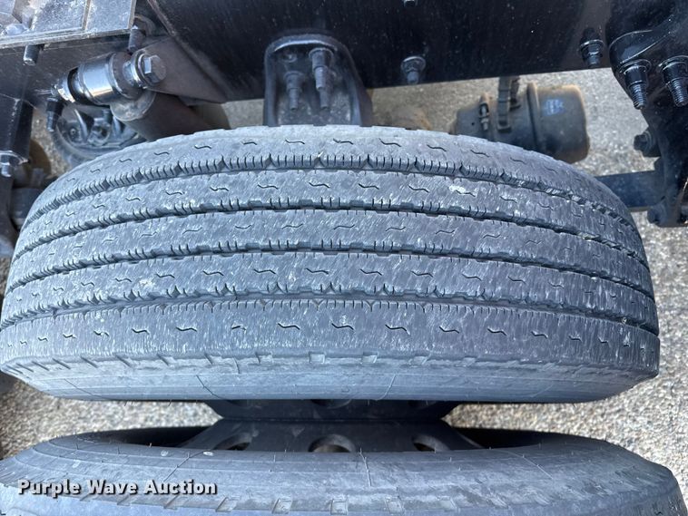 image for item EP2641 2019 Freightliner Cascadia 