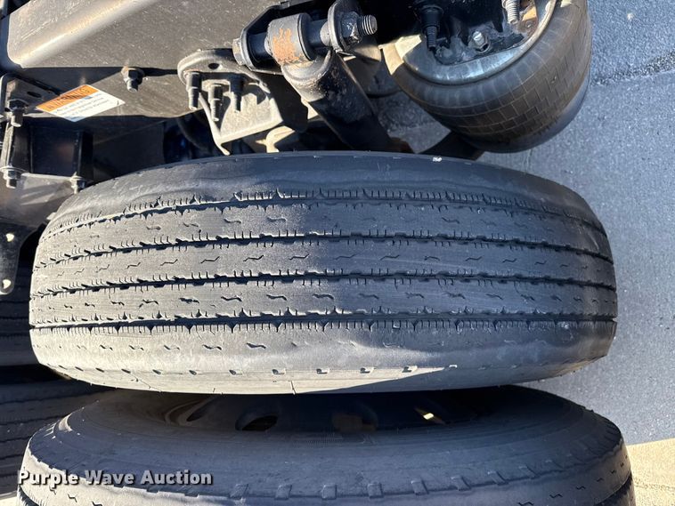 image for item EP2641 2019 Freightliner Cascadia 