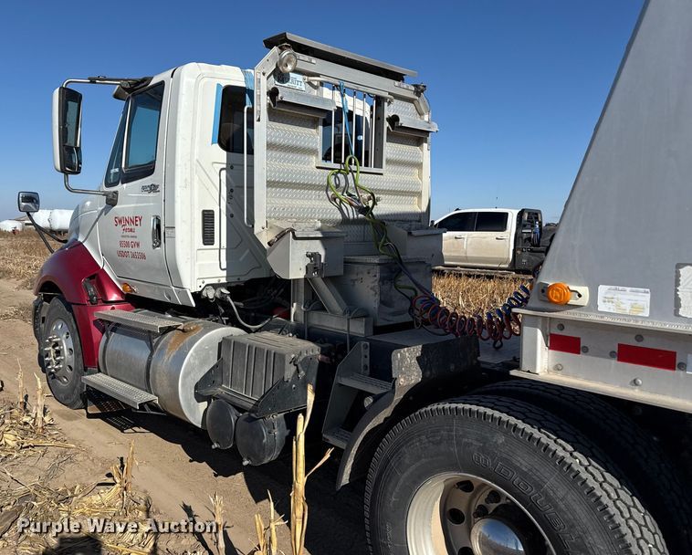 image for item EP2653 2009 International ProStar semi truck