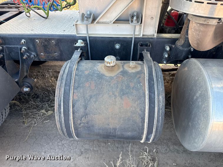 image for item EP2653 2009 International ProStar semi truck