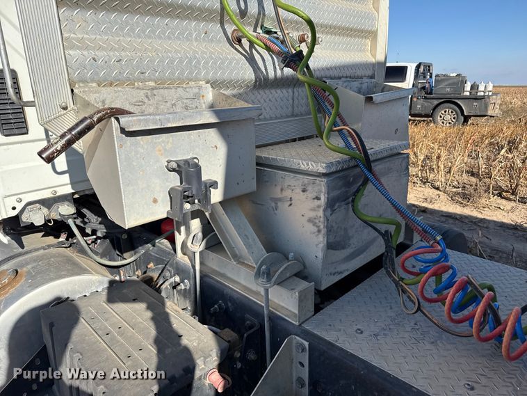 image for item EP2653 2009 International ProStar semi truck