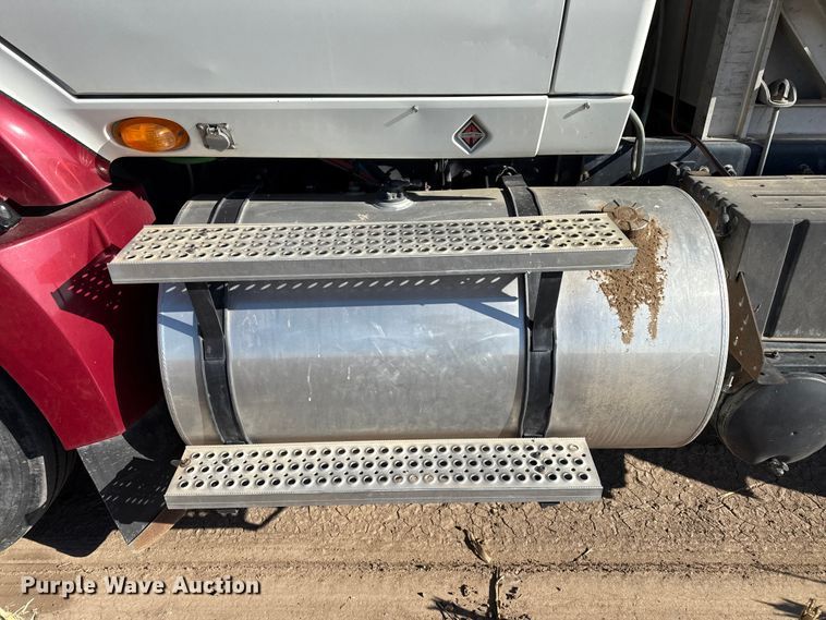 image for item EP2653 2009 International ProStar semi truck