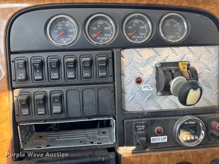 image for item EP2653 2009 International ProStar semi truck