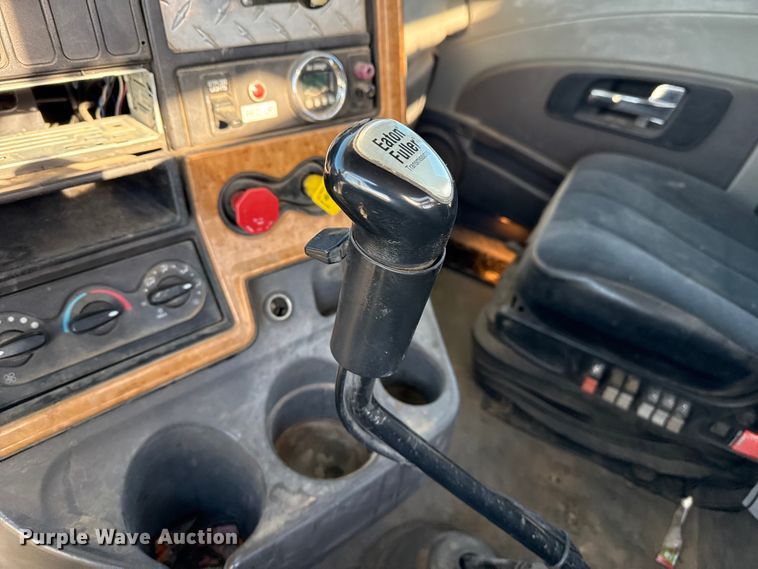 image for item EP2653 2009 International ProStar semi truck