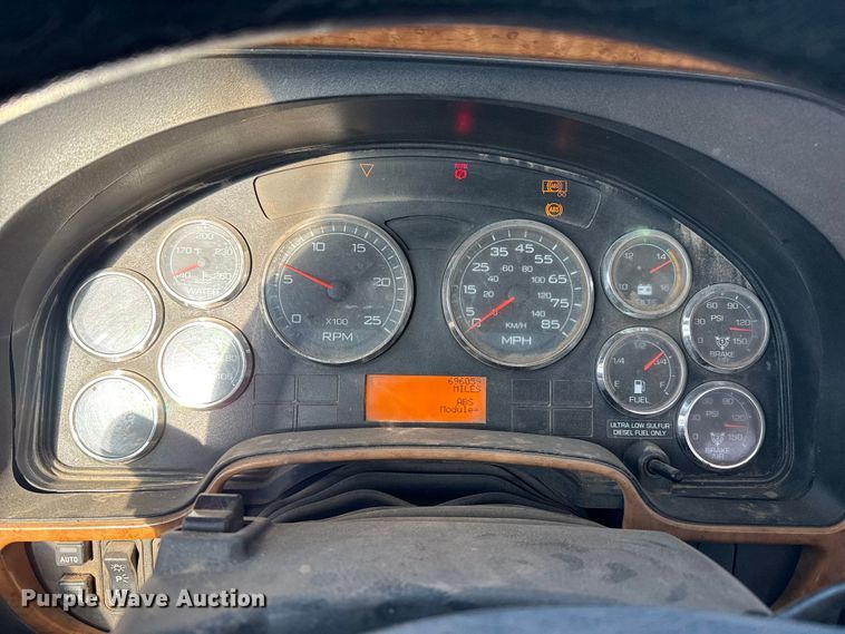 image for item EP2653 2009 International ProStar semi truck